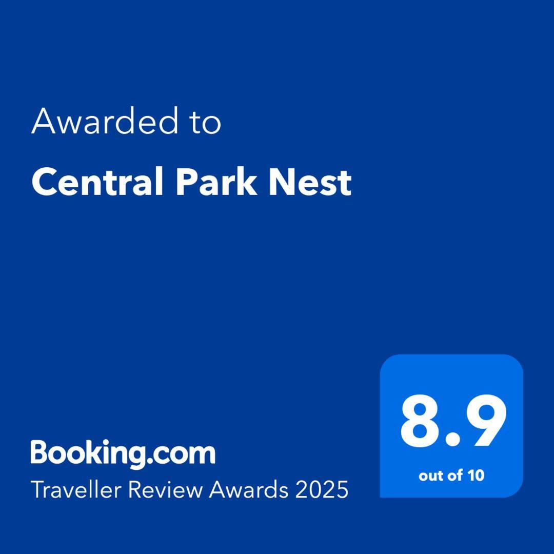 Central Park Nest Bukares Bagian luar foto